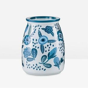 Scentsy Hope Blooms warmer